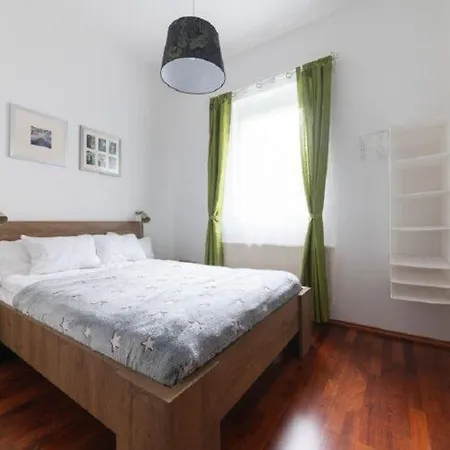 Apartment Bartok Bela Apartman *